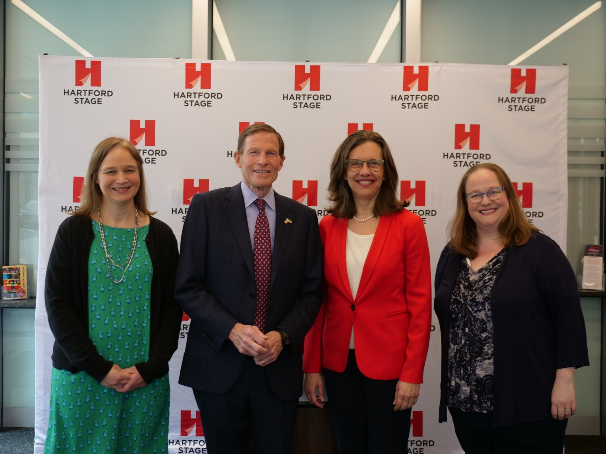 Blumenthal announced $100,000 to support the Hartford Stage summer arts education programs. 